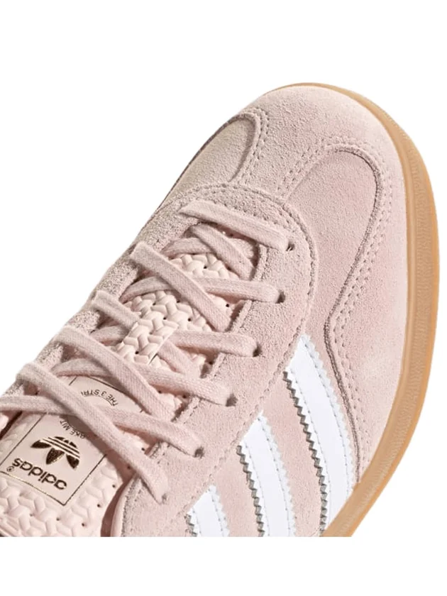 Gazelle Indoor