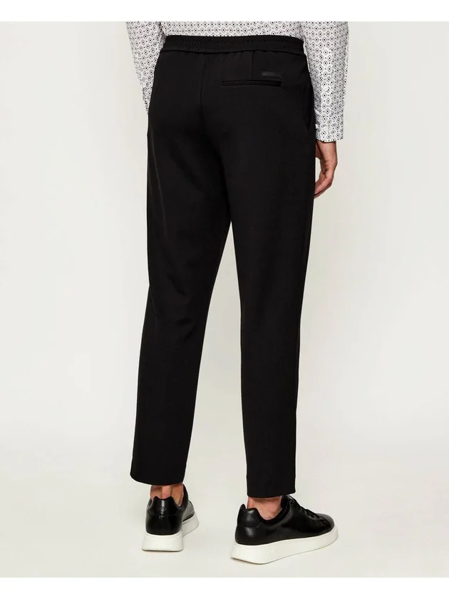 Slim Tapered Knit Pleated Pant