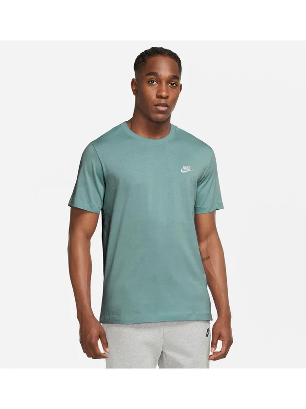 Club Tee