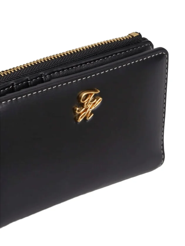 Script Leather Bi