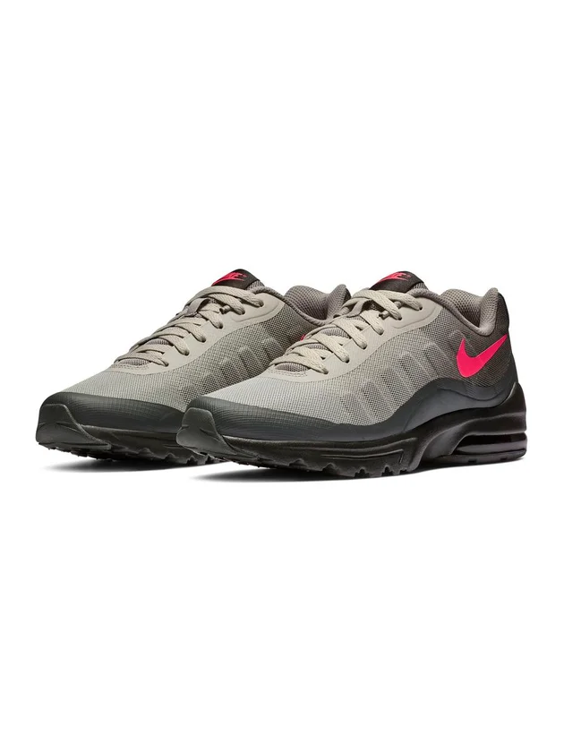 Air Max Invigor