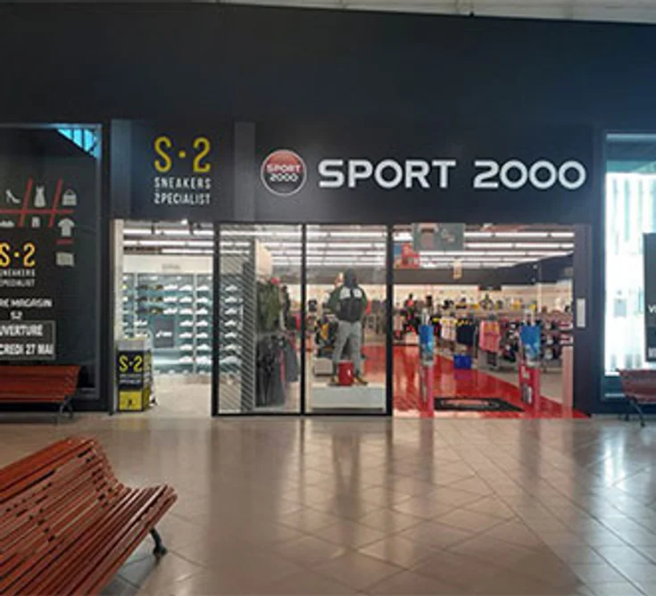 Extérieur du magasin SPORT 2000 DAX