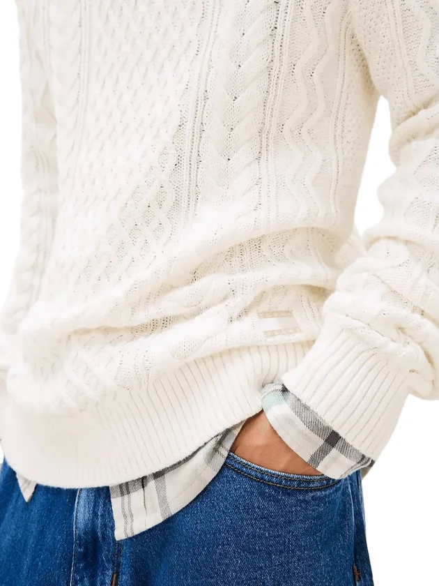 Slm Badge Cable Knit Sweater