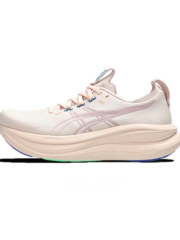 Gel Nimbus 28