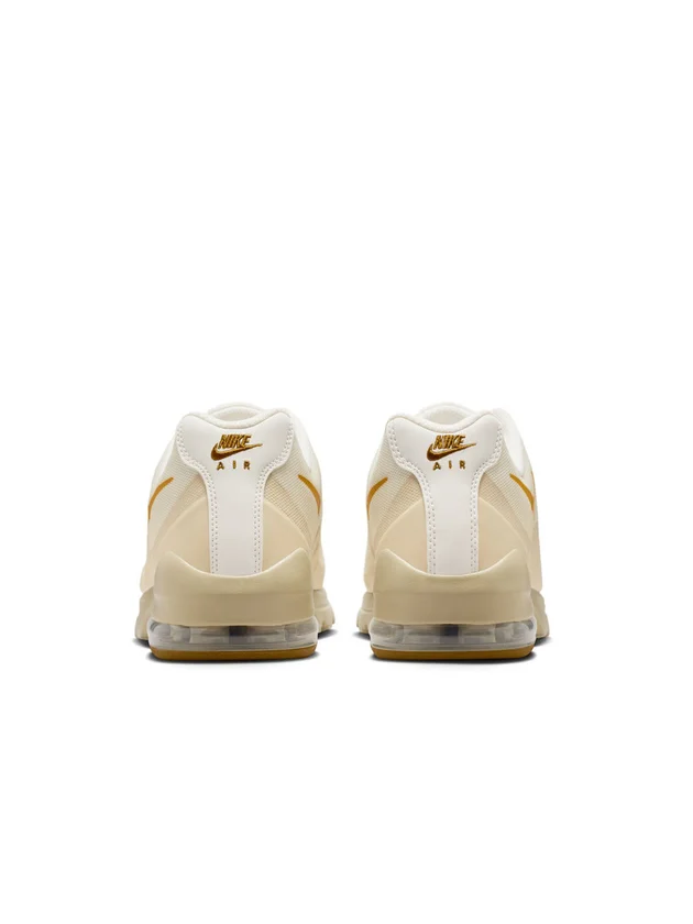 Air Max Invigor