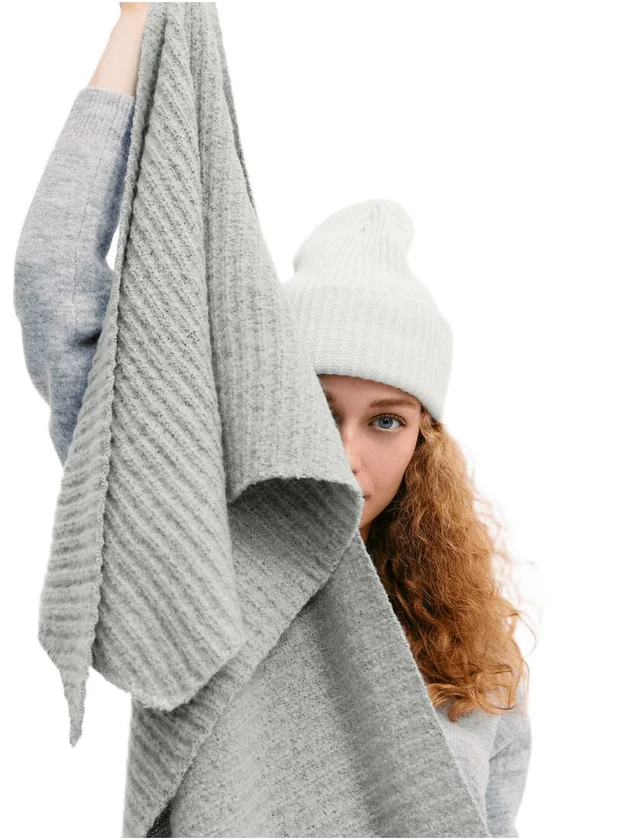 Pcpyron Structured Long Scarf Noos BC