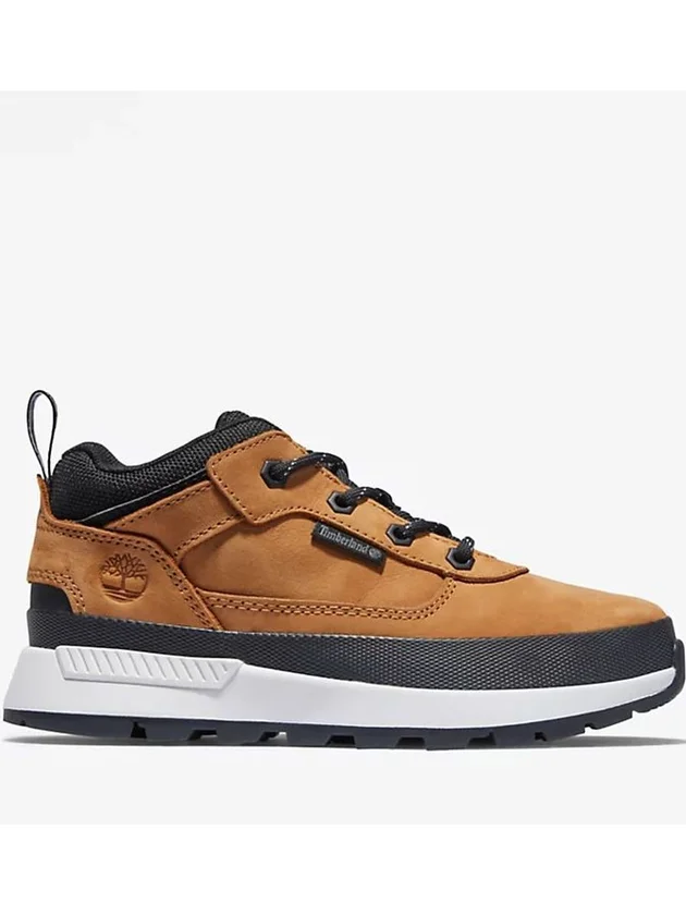 Field Trekker Low Lace Up Sneaker