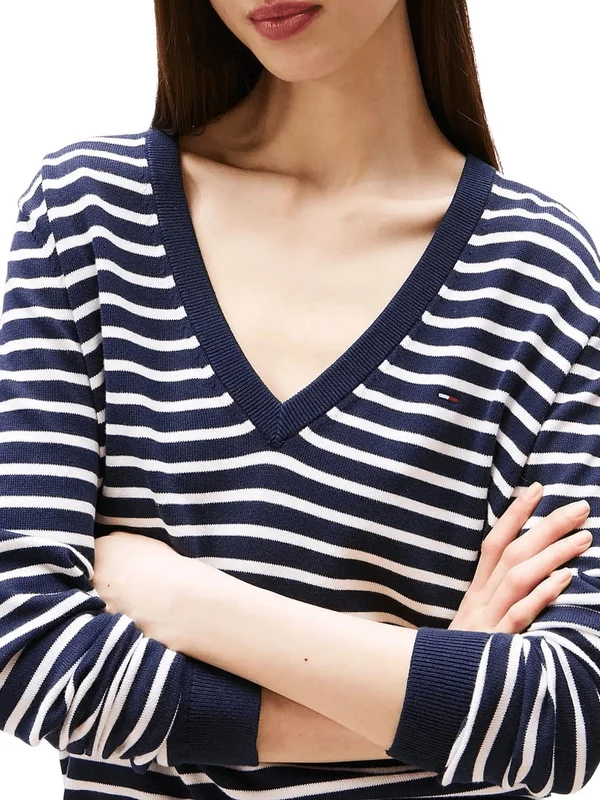 Essential Vneck