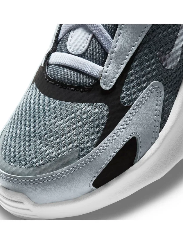 Air Max Bolt