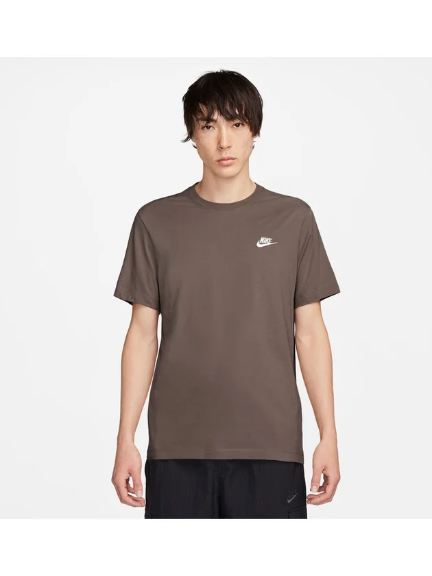 Club Tee