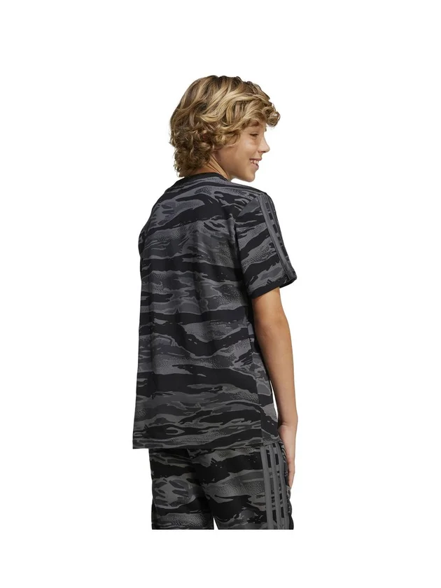 Camo T