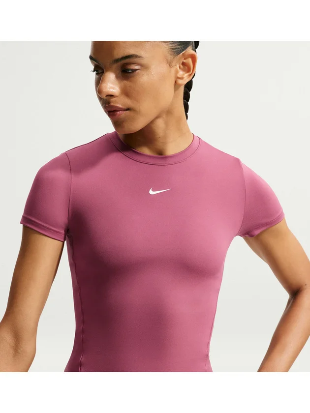 One Fitted SS Top