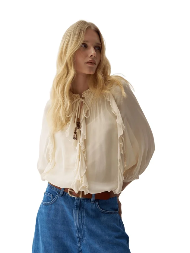Ruffle Blouse W Buttons 3 4 Sleeves