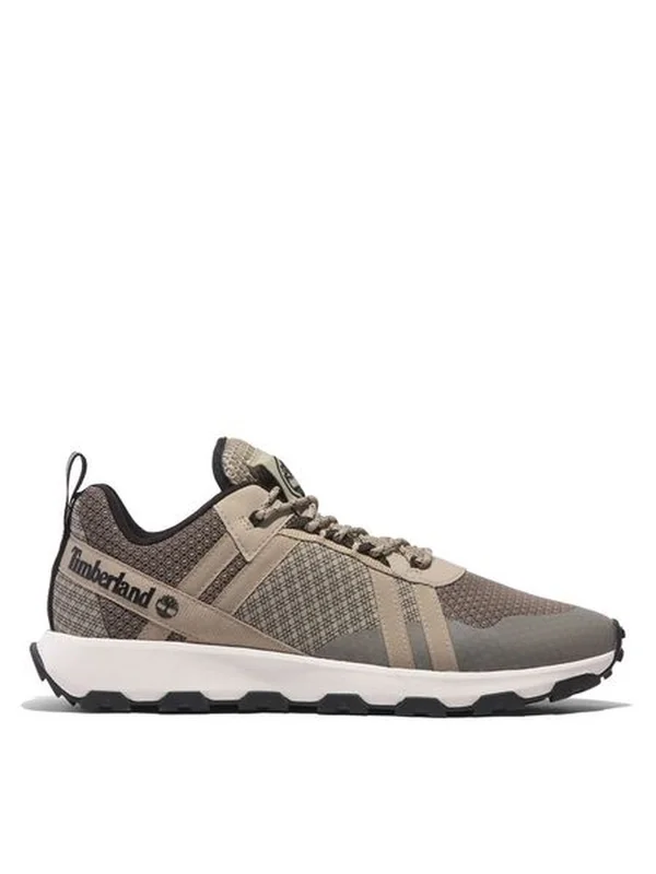 Low Lace Up Sneaker