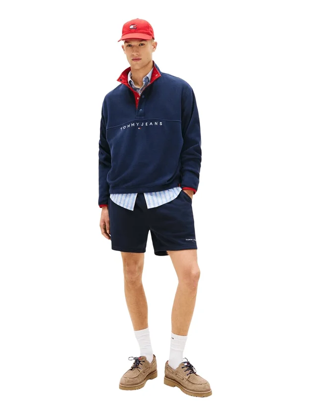 Contrast Linear Beach Short