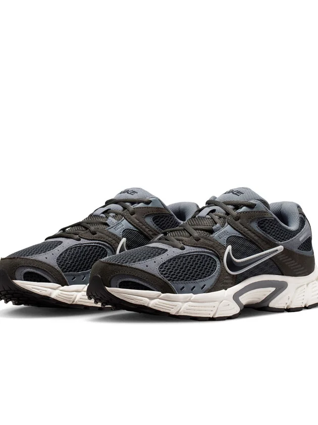 V5 RNR Suede 2