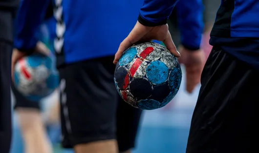 Comment bien s’équiper pour le handball ?