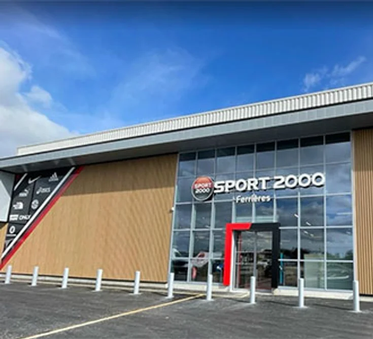 Extérieur du magasin SPORT 2000 FERRIERES