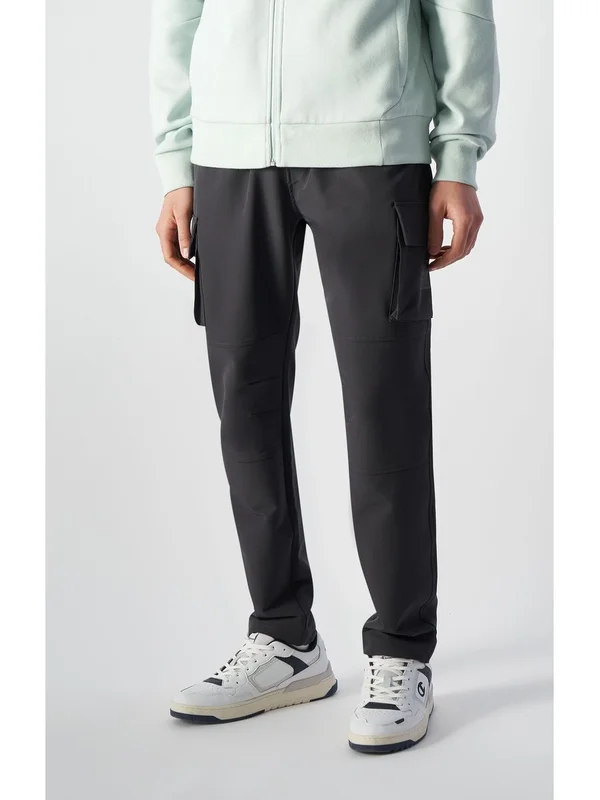 Elastic Cuff Cargo Pant