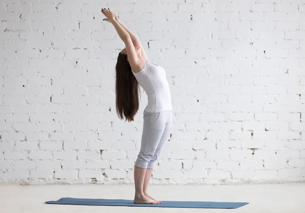 La Tadasana – La posture de la montagne