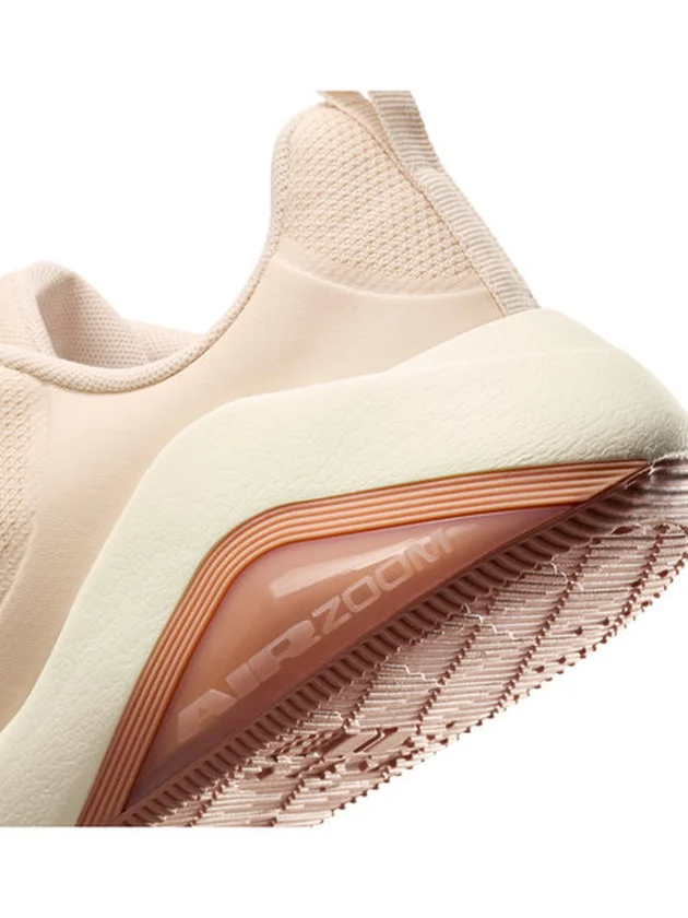 Air Zoom Bella 7