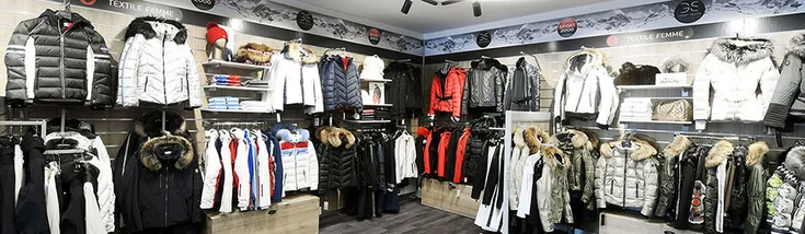 Intérieur du magasin SPORT 2000 COURCHEVEL 1650 GILBERT SPORTS TEXTILE