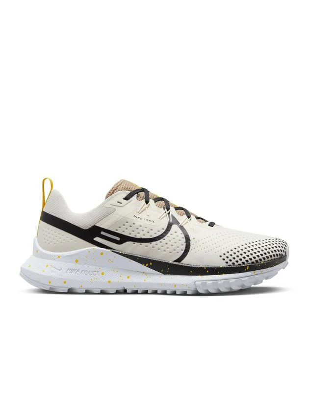 React Pegasus Trail 4