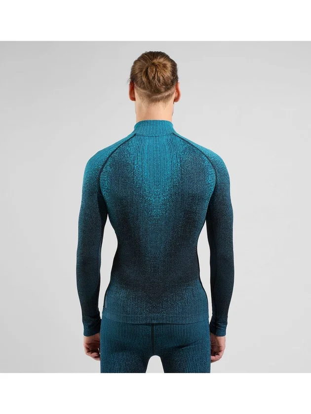Bl Top Turtle Neck L/S Half Zip