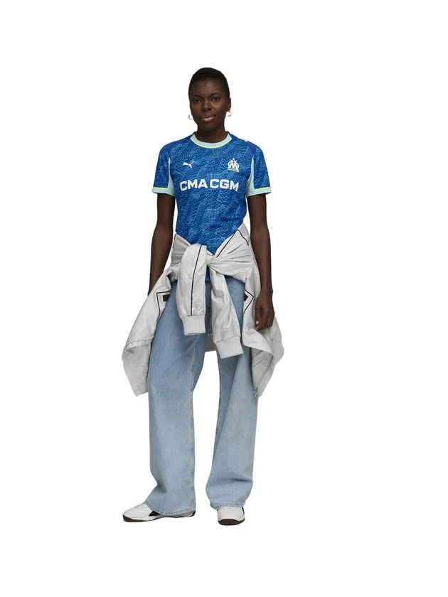 OM Third Replica