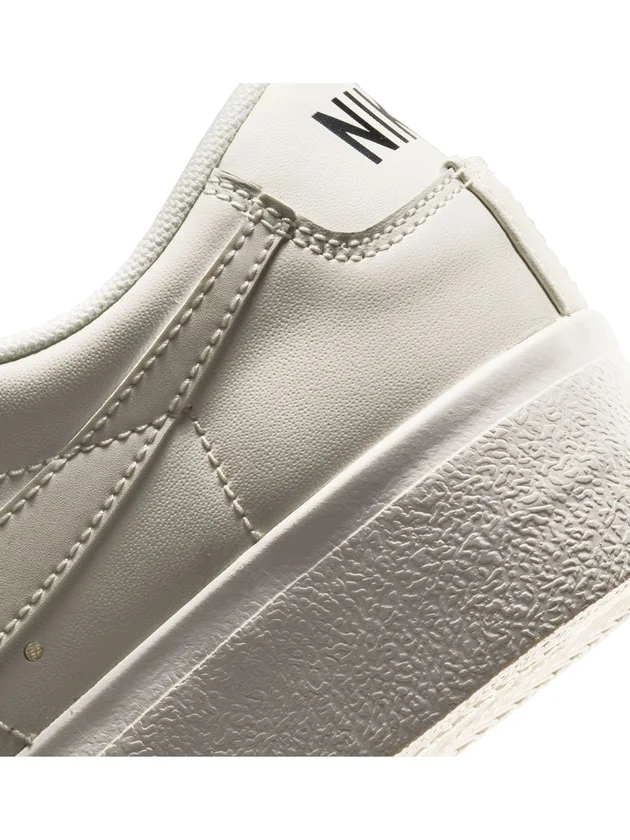 Blazer Low Platform