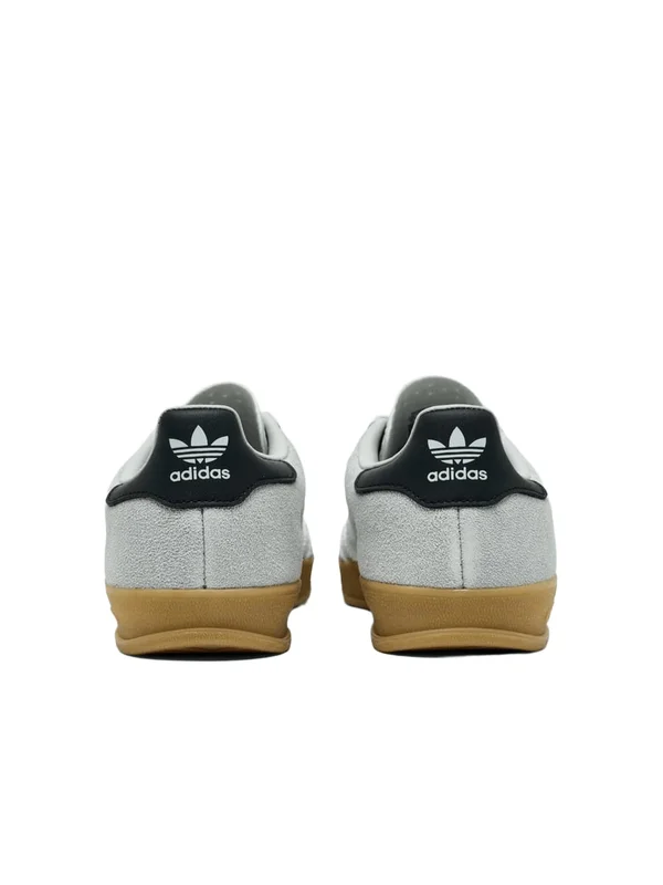 Gazelle Indoor