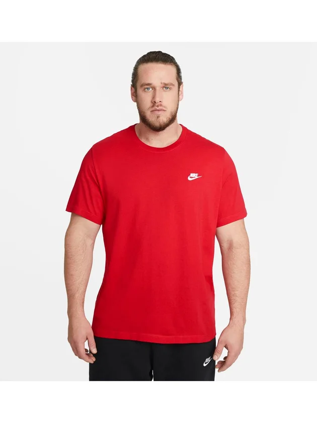 Club Tee