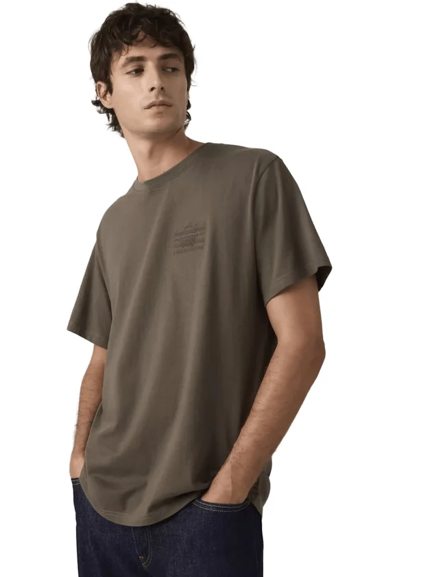 Relaxed Fit Tee