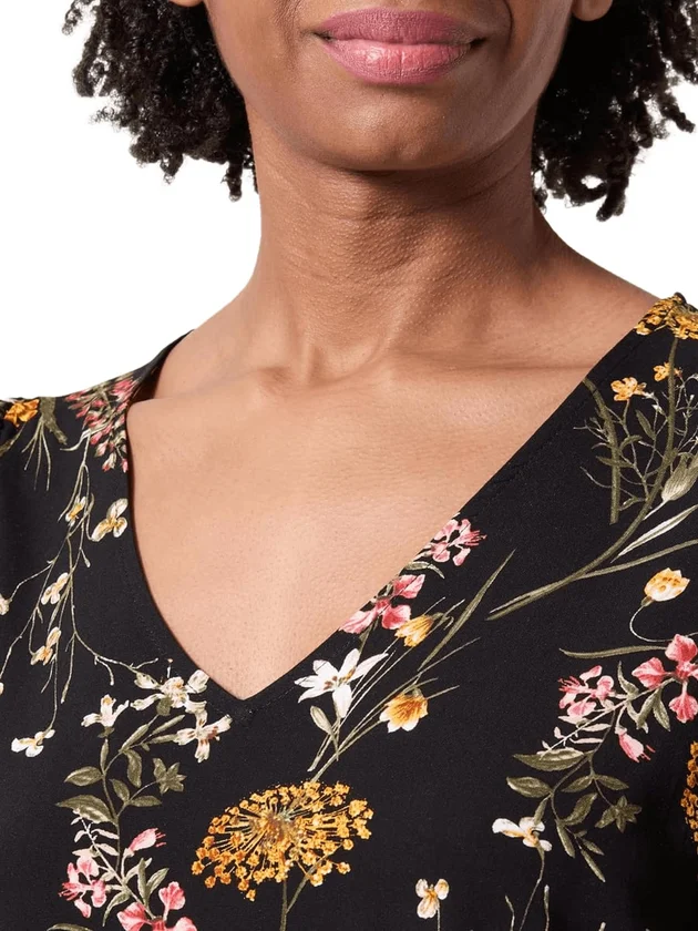 Easy Joy V Neck Ss Blouse Wvn Ga
