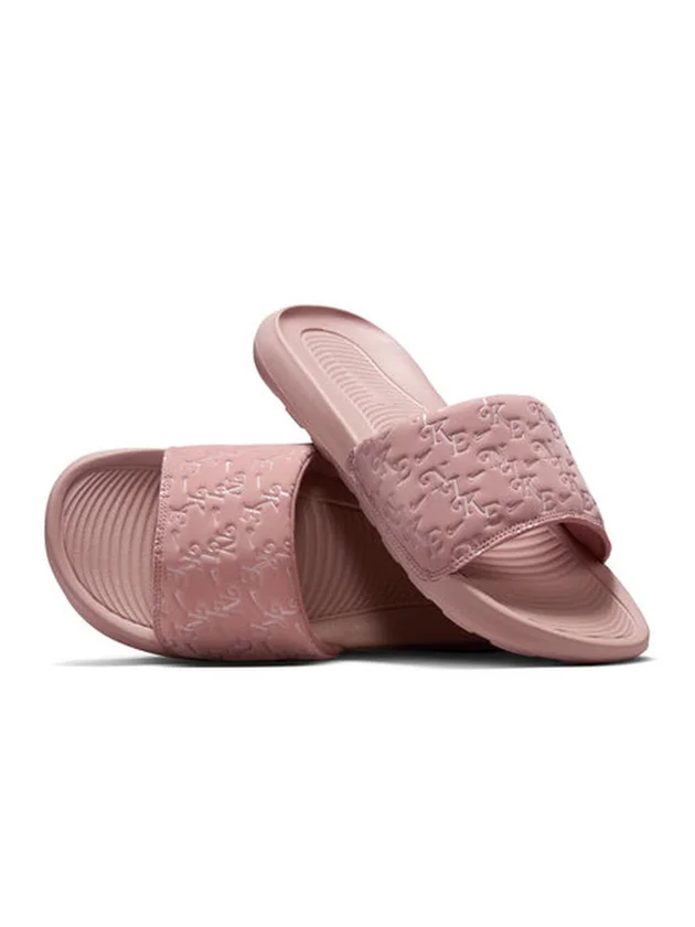 Victori One Slide Print