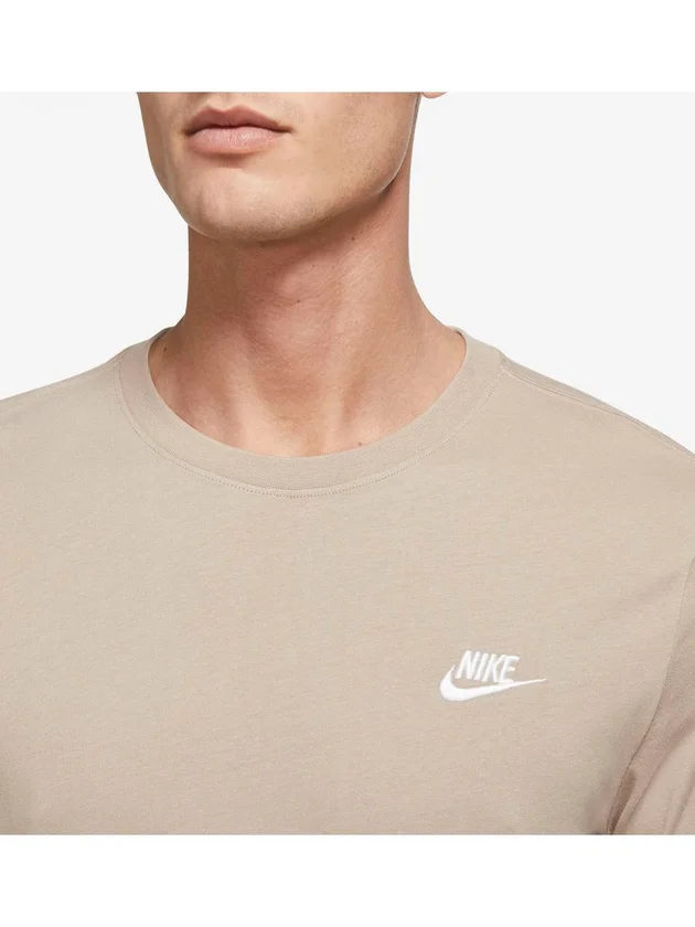 Club Tee
