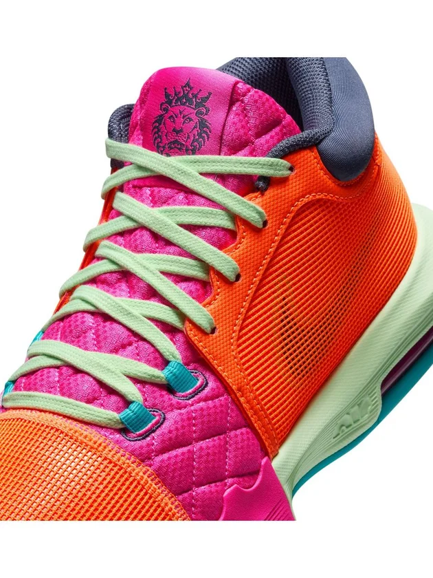 Lebron Witness VIII