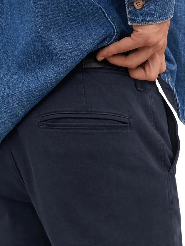Harlow Chino Noos