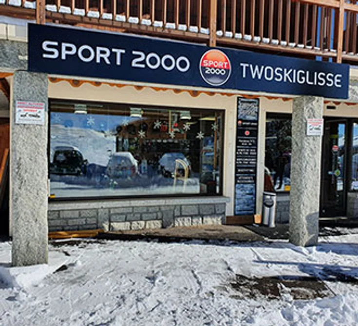 Extérieur du magasin SPORT 2000 LES SAISIES TWOSKIGLISS