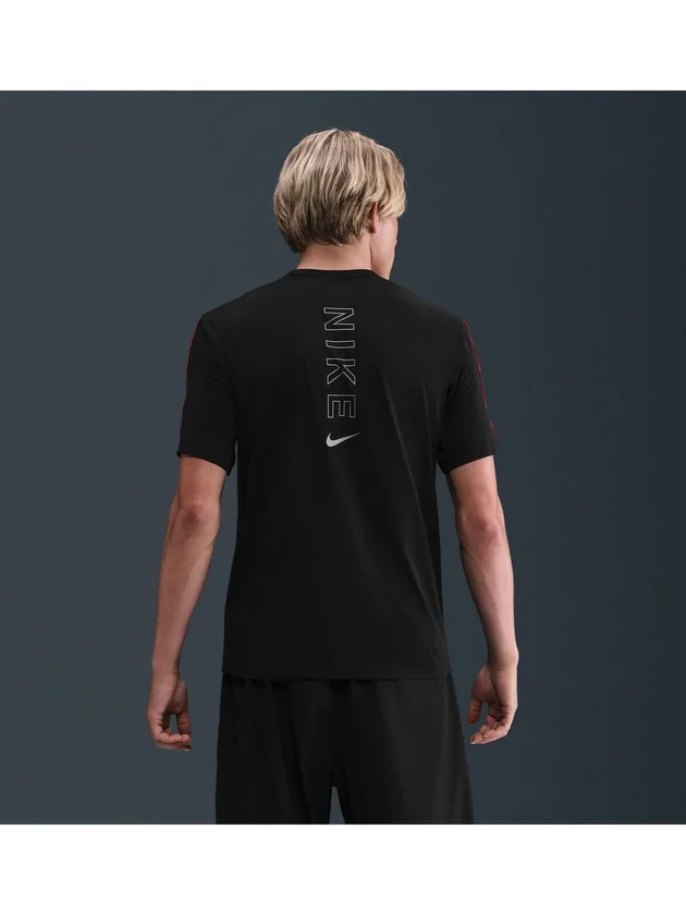 Cs Df Tee