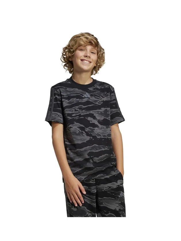 Camo T