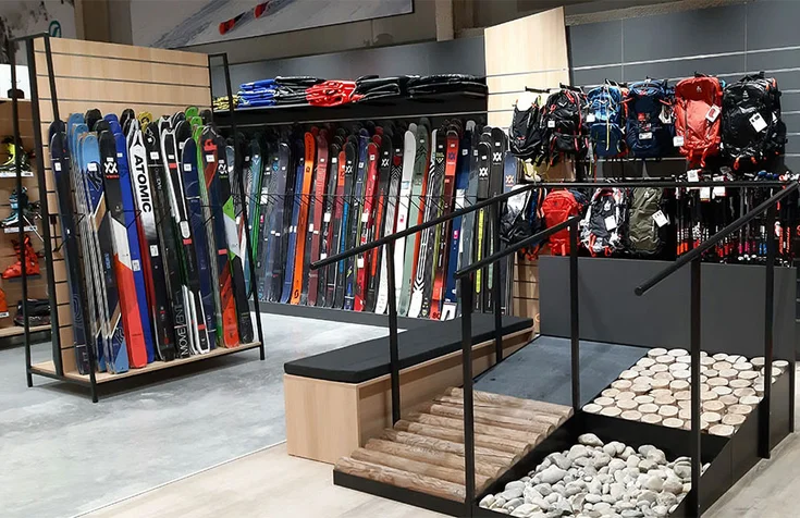 Intérieur d'un magasin Espace Montagne