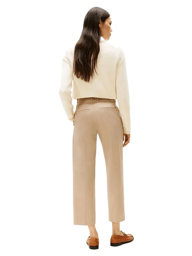 Slim Straight Chino