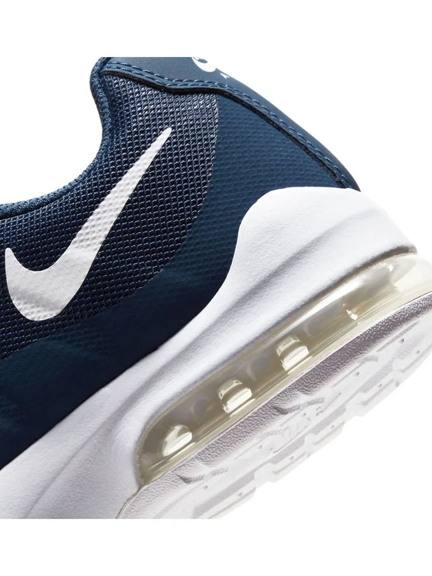 Air Max Invigor