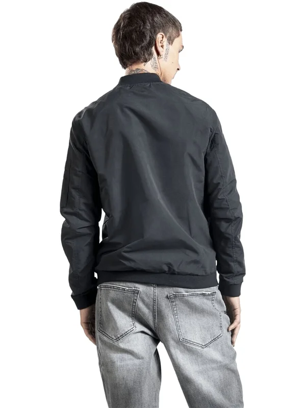 Jerush Bomber Noos