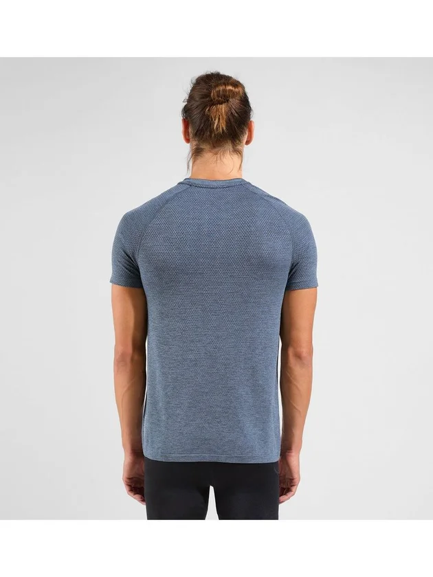 Essential Seamless Crew Neck S S