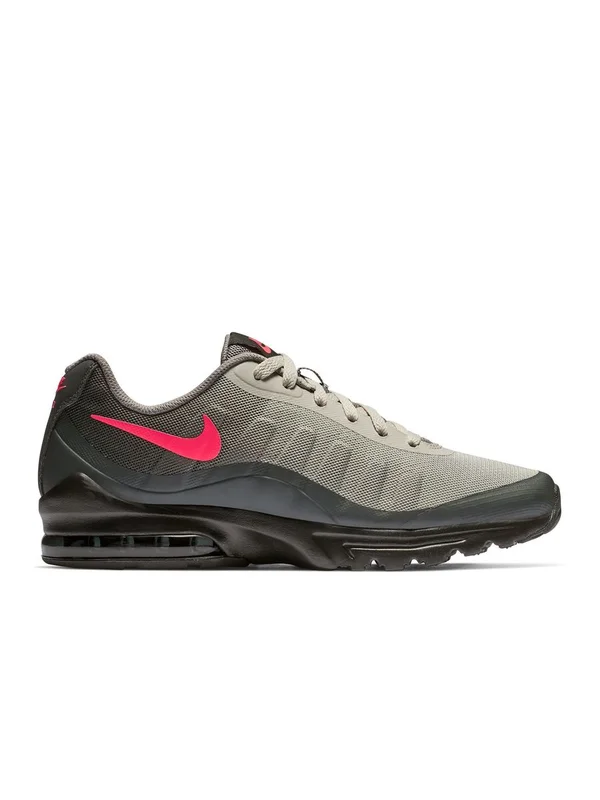 Air Max Invigor