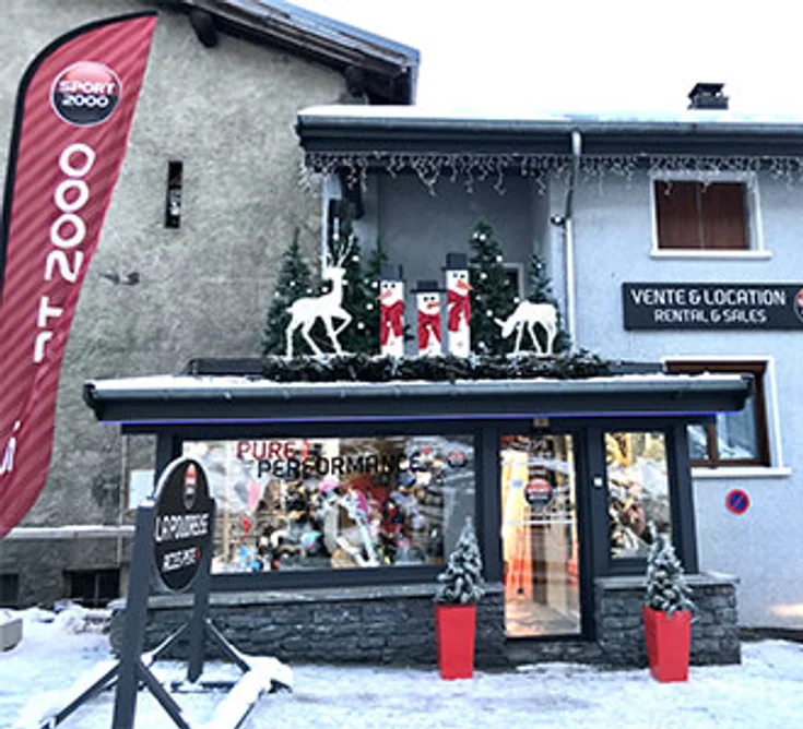 Extérieur du magasin SPORT 2000 VAL CENIS LANSLEVILLARD LA POUDREUSE