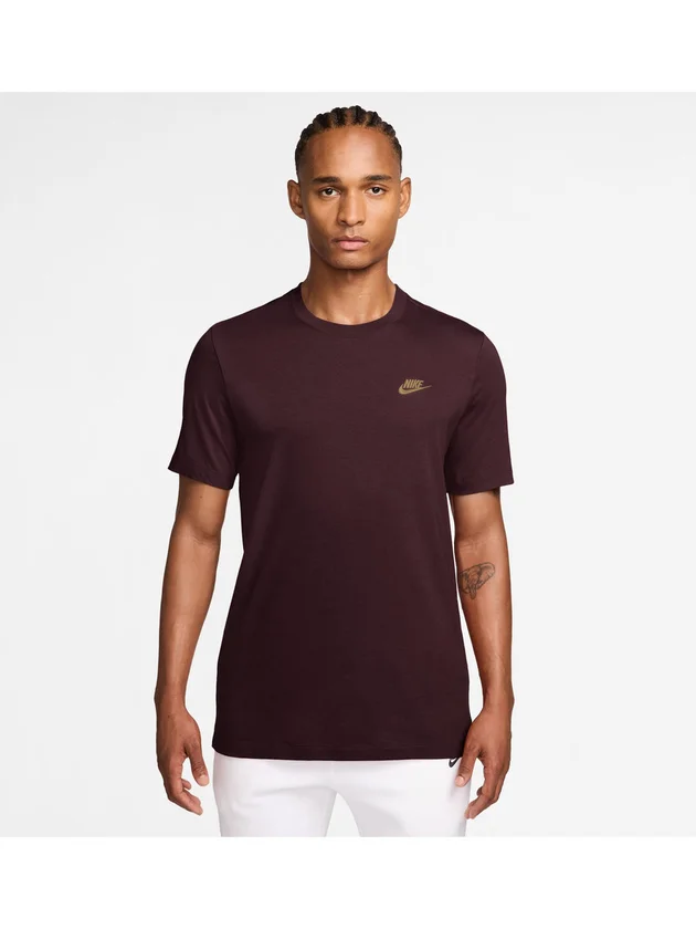 Club Tee