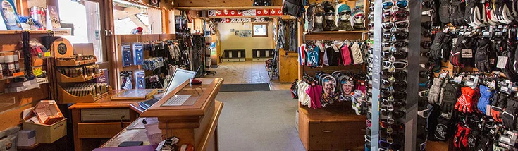 Intérieur du magasin SPORT 2000 CREST VOLAND DUMOULIN SPORTS